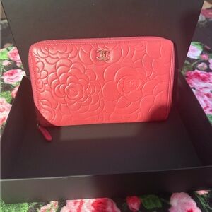 Pink Elegant Chanel with original Box